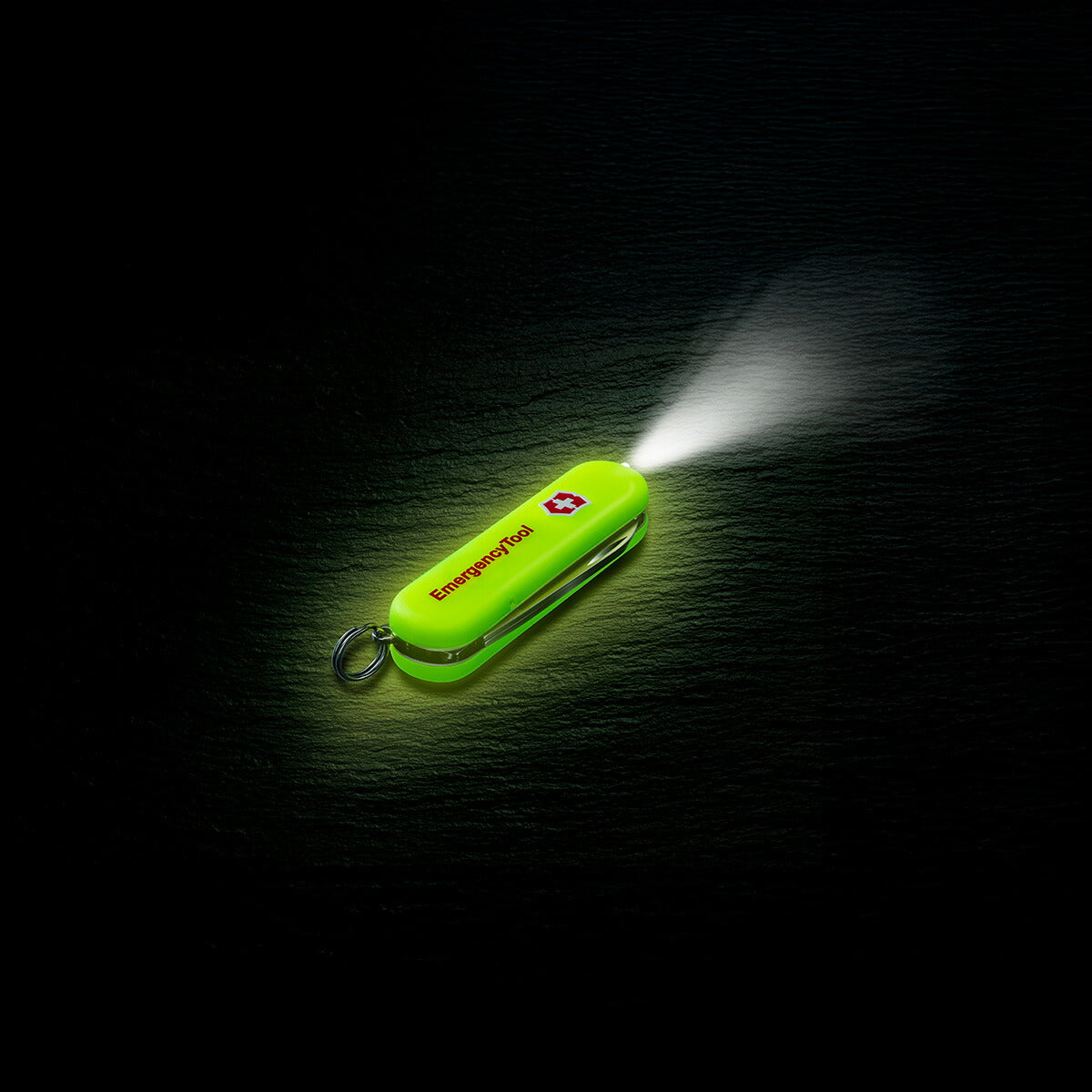 ビクトリノックス VICTORINOX エマージェンシーツール シグネチャーライト 防災 ナイフ アウトドア ホイッスル 防災グッズ 防災用品 LEDライト 0.6226.808-X1【2025 新作】