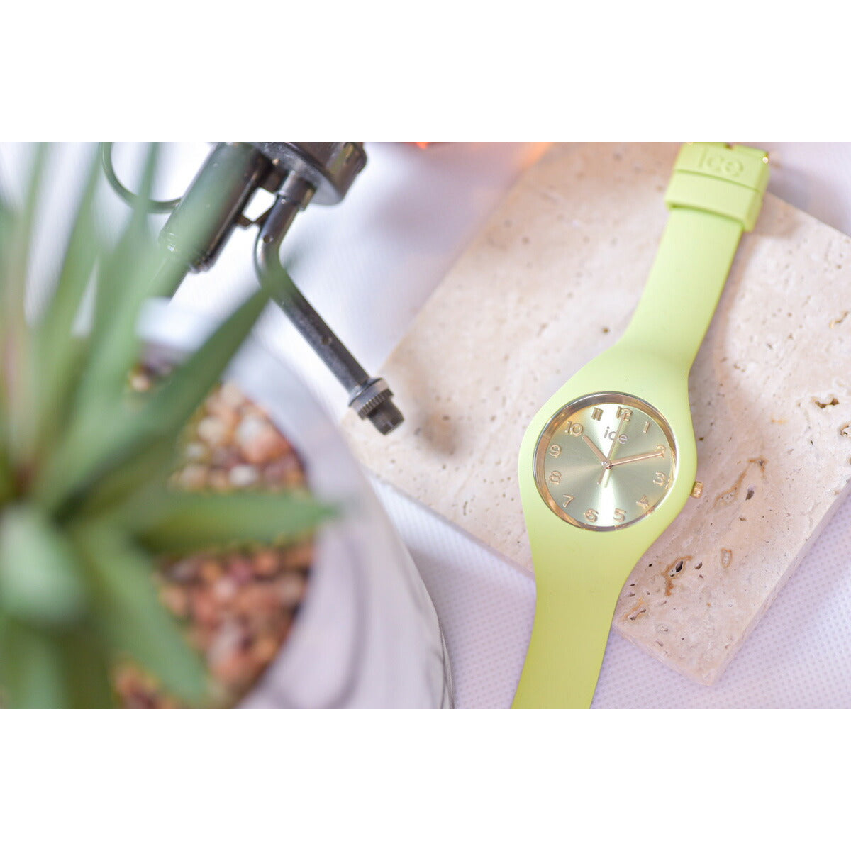 アイスウォッチ ICE-WATCH 腕時計 レディース アイスデュオシック ICE duo chic ライム スモール+ 021820