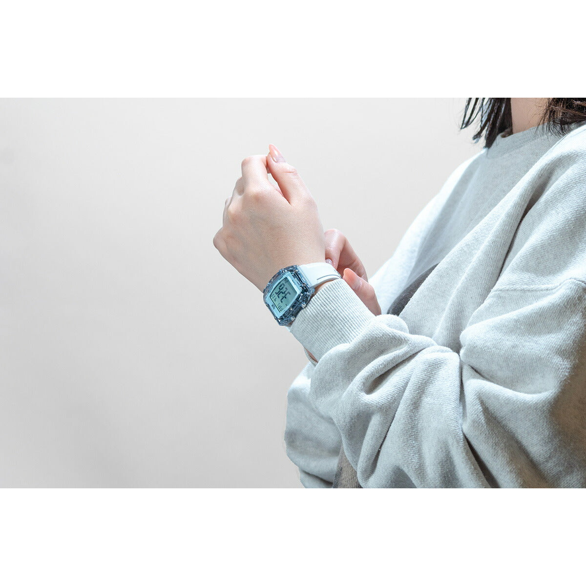 アイスウォッチ ICE-WATCH 腕時計 メンズ レディース アイスデジットボリデイ ICE digit boliday ホワイト クリアブルー シルバー 024567【2025 新作】