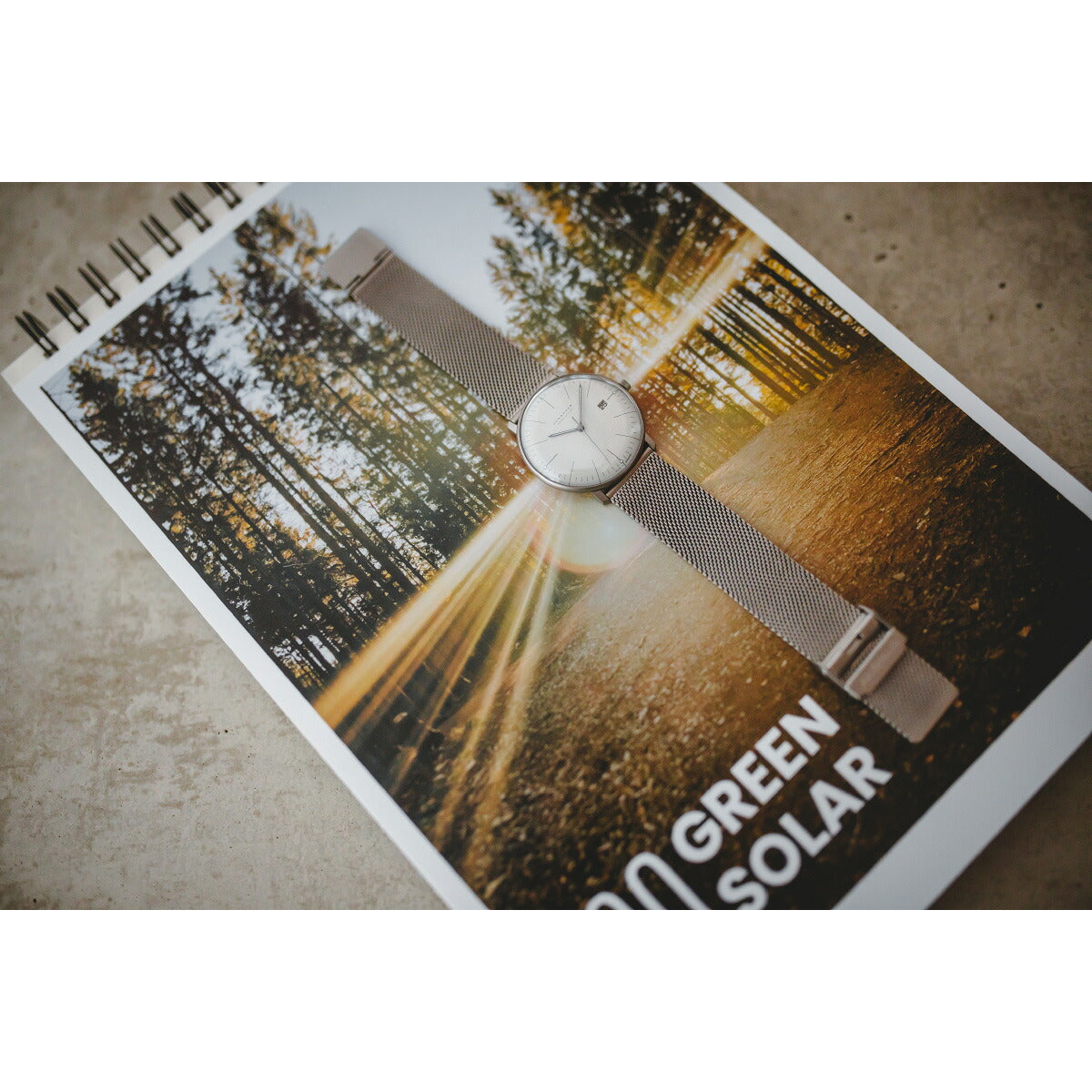 ユンハンス JUNGHANS Max Bill MEGA Solar マックス ビル メガ ソーラー 腕時計 メンズ 電波ソーラー 059 2022 46【60回分割手数料無料!】