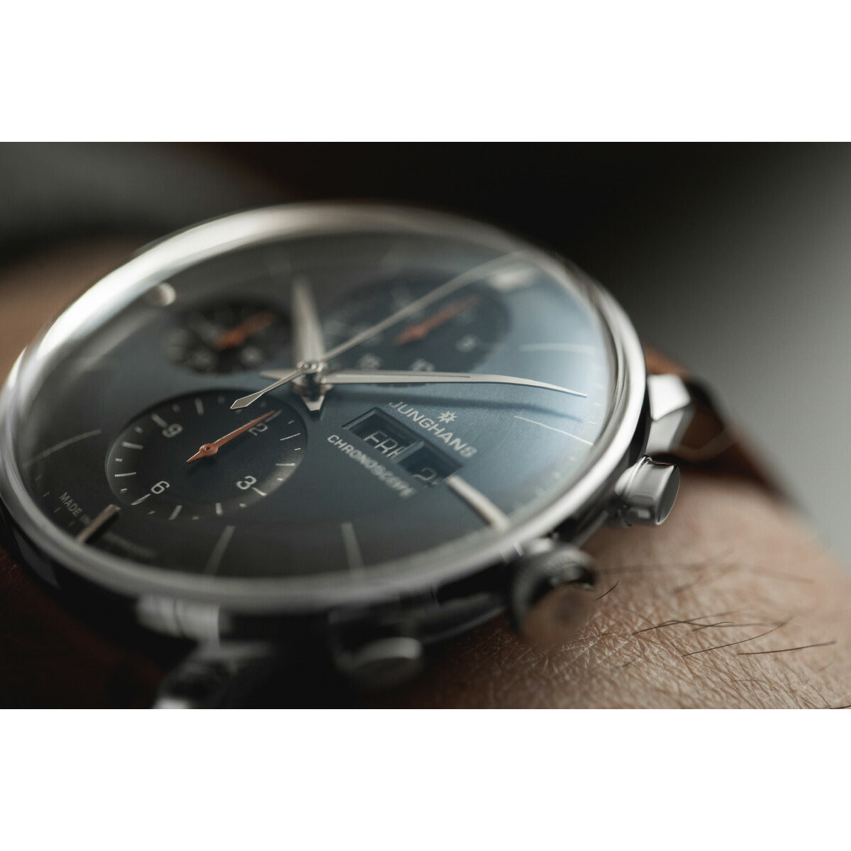 ユンハンス JUNGHANS Meister Chronoscope マイスター クロノスコープ 腕時計 メンズ 自動巻き クロノグラフ 27 4224 03【60回分割手数料無料!】