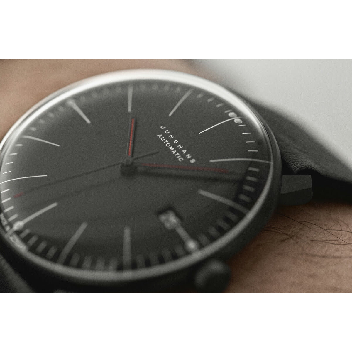 ユンハンス JUNGHANS Max Bill Automatic Bauhaus マックス ビル オートマティック バウハウス 腕時計 メンズ 自動巻き 27 4308 02【60回分割手数料無料!】