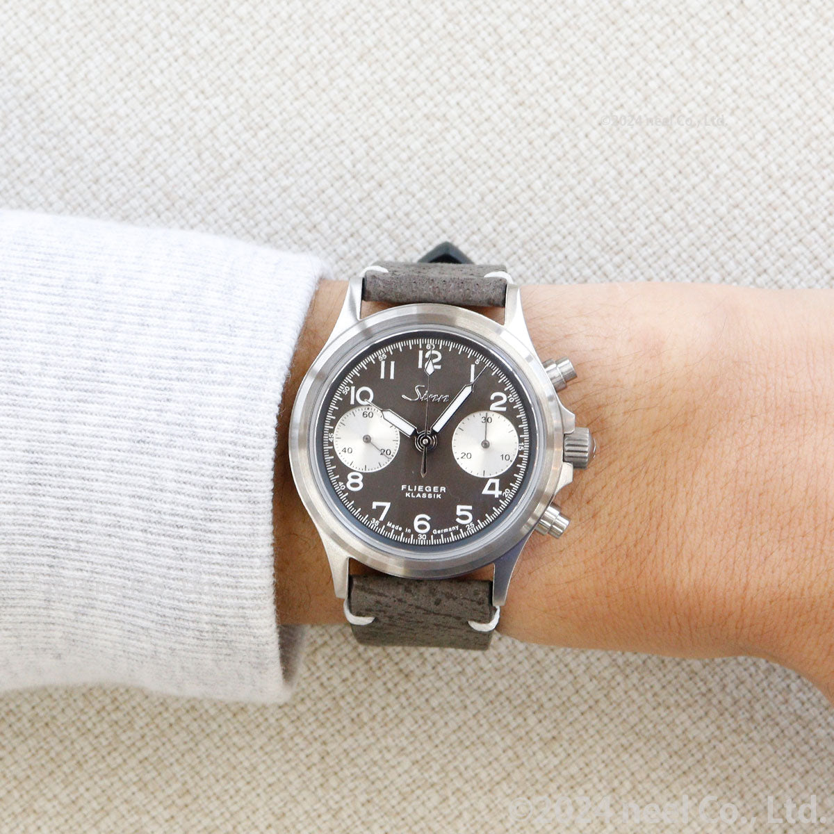 Sinn ジン 356.FLIEGER.KLASSIK.JUB 自動巻き 腕時計 メンズ クロノグラフ ボアレザーストラップ ドイツ製【60回分割手数料無料!】