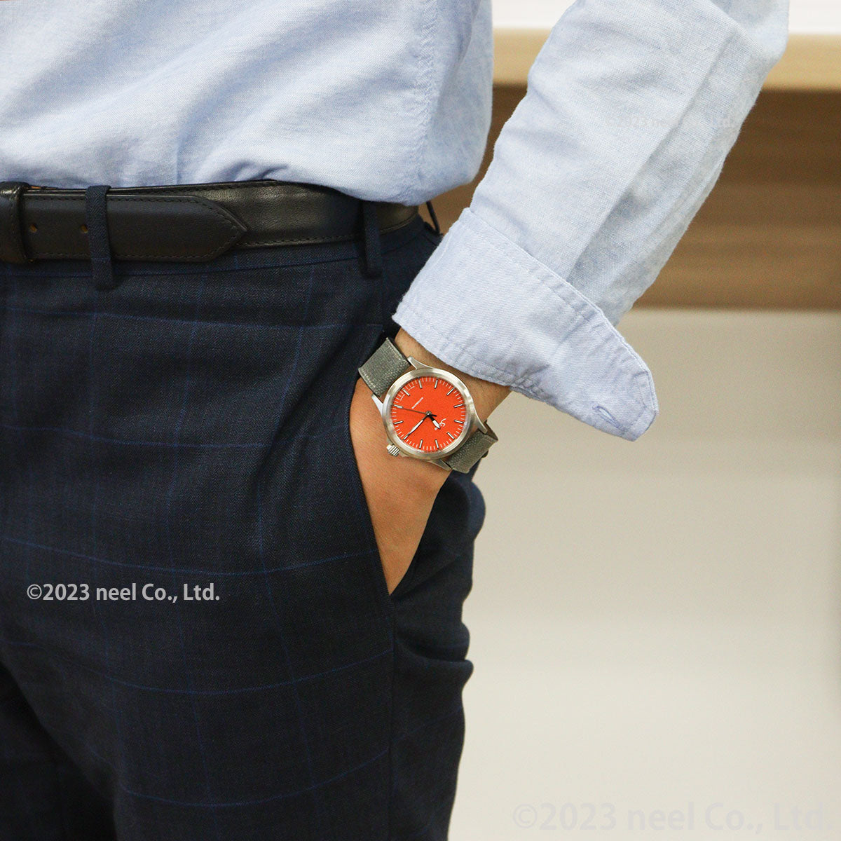 Sinn ジン 556 Carnelian Red 自動巻き 腕時計 メンズ Instrument Watches インストゥルメント ウォッチ カーネリアンレッド キャンバスレザーストラップ ドイツ製【60回分割手数料無料!】