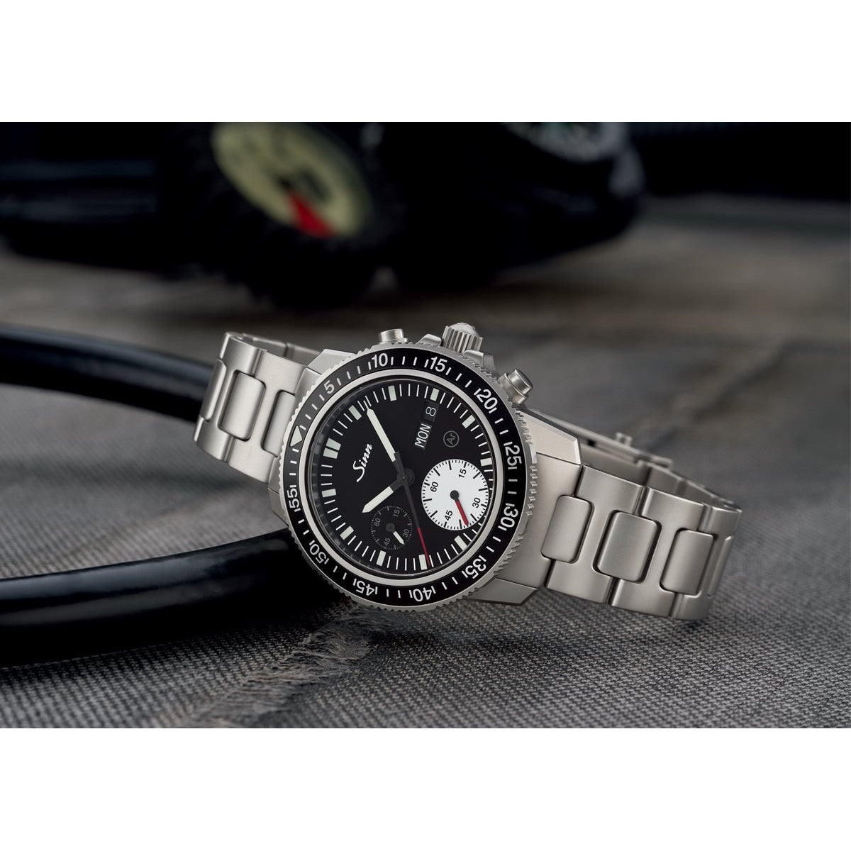 Sinn ジン 613 St 自動巻き 腕時計 メンズ Diving Watches ダイバーズウォッチ ステンレスバンド ドイツ製【60回分割手数料無料!】