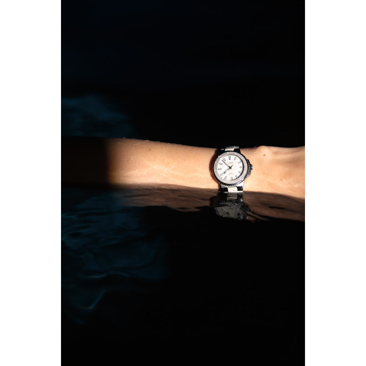 オリス ORIS アクイスデイト AQUIS ダイバーズウォッチ 腕時計 メンズ レディース 自動巻き 01 733 7792 4151-07 4 19 61FC【60回分割手数料無料!】