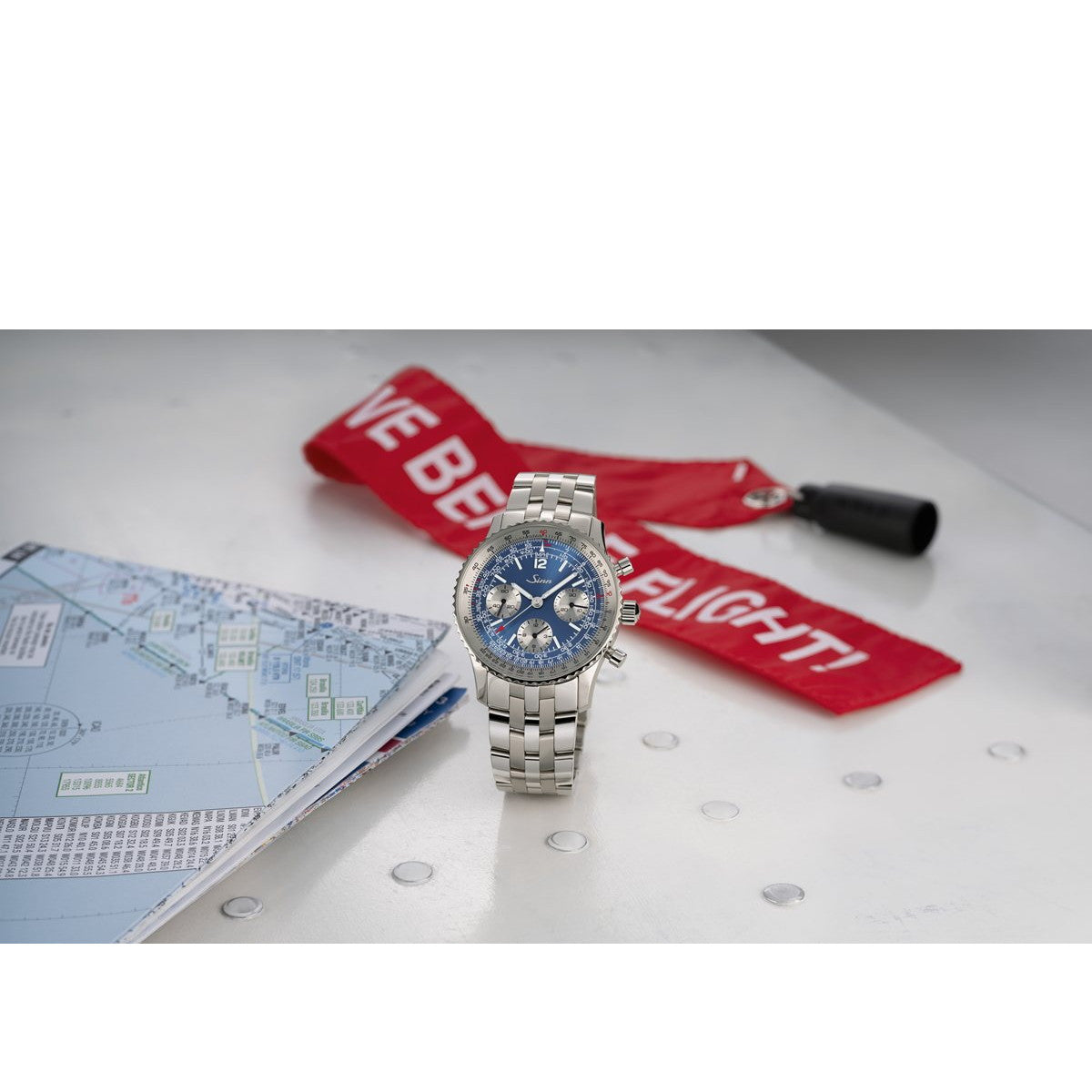 Sinn ジン 903 Ti II Anniversary 世界500本限定 腕時計 メンズ Chronographs クロノグラフ チタンブレスレット ドイツ製