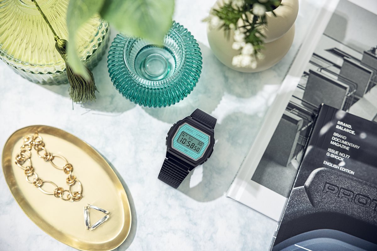 スタンダード STANDARD PREMIUM シリーズ カシオ CASIO 限定モデル デジタル 腕時計 A1000BP-2JF 80年代 レトロデザイン フルメタル 格子パターンバンド【2023 新作】