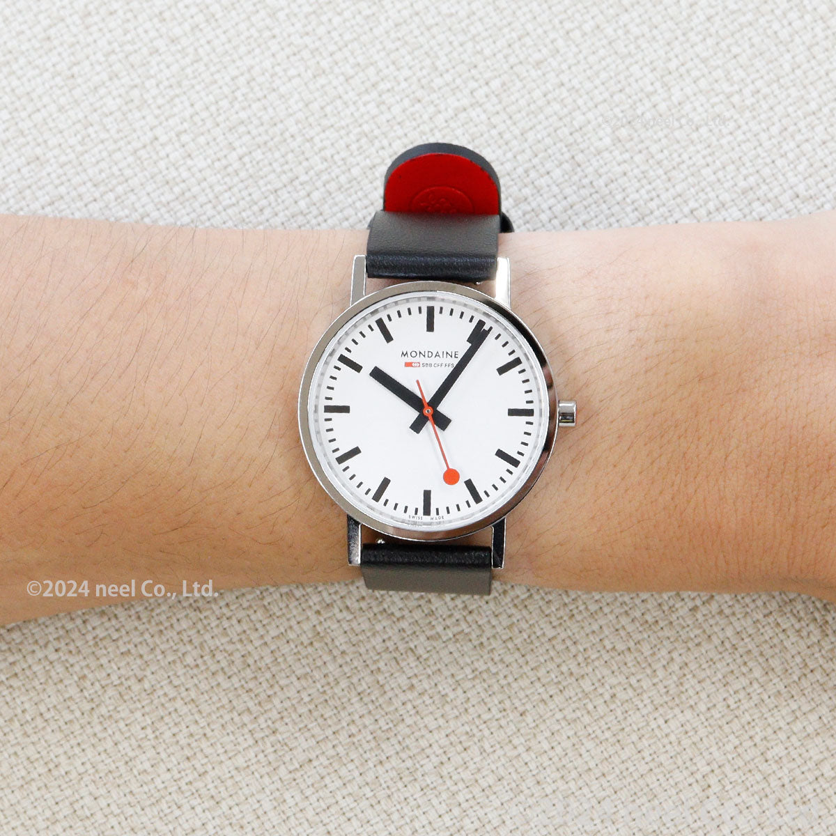 モンディーン MONDAINE 腕時計 メンズ レディース クラシック 36mm グレープビーガンレザー Classic A660.30314.11SBBV