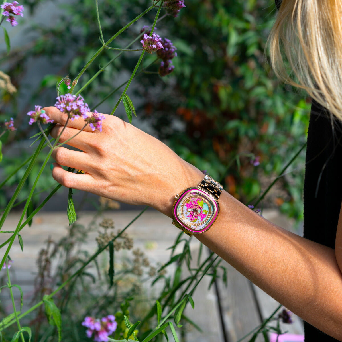 セブンフライデー SEVENFRIDAY C2/01 C-Series PAPA DON'T PREACH コラボモデル 腕時計 メンズ レディース