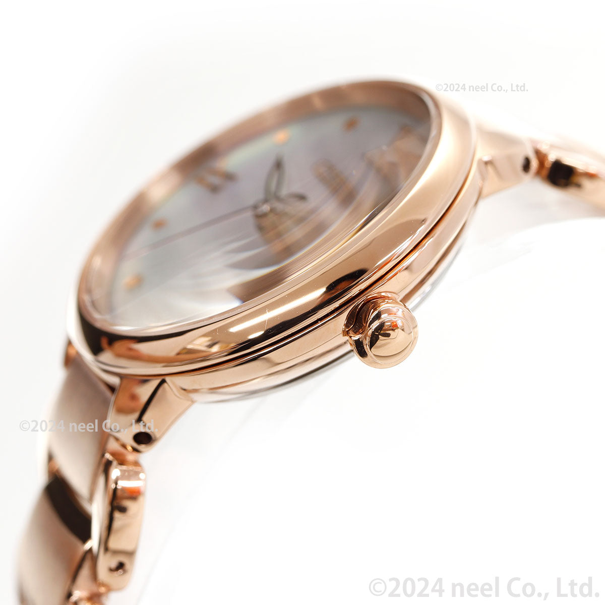 シチズン エル CITIZEN L エコドライブ 腕時計 レディース EM0928-84D 白蝶貝文字板 ROUND Collection ピンクやオレンジ色のダリアの花言葉 「優雅さ」