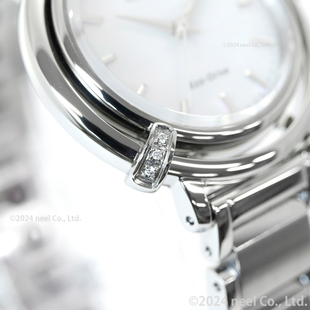 シチズン エル CITIZEN L エコドライブ 腕時計 レディース EM1090-60D ダイヤ入り 白蝶貝文字板 ARCLY Collection 日の出 モチーフ 替えバンド付き