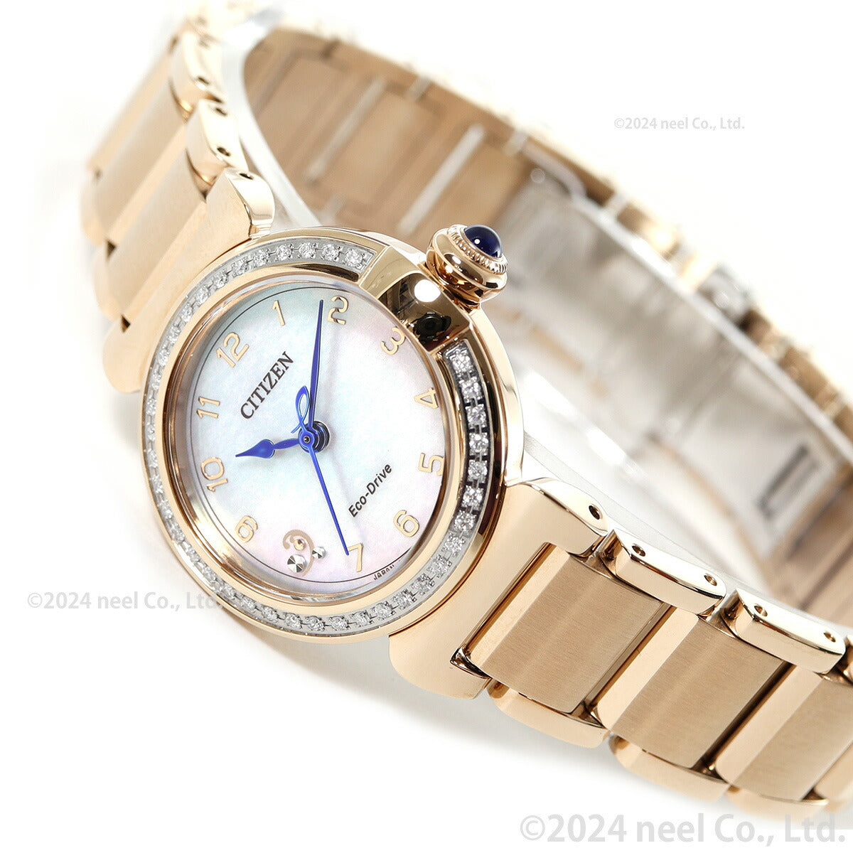 シチズン エル CITIZEN L エコドライブ 腕時計 レディース EM1123-89D 白蝶貝文字板 ROUND Collection スズラン モチーフ【2024 新作】