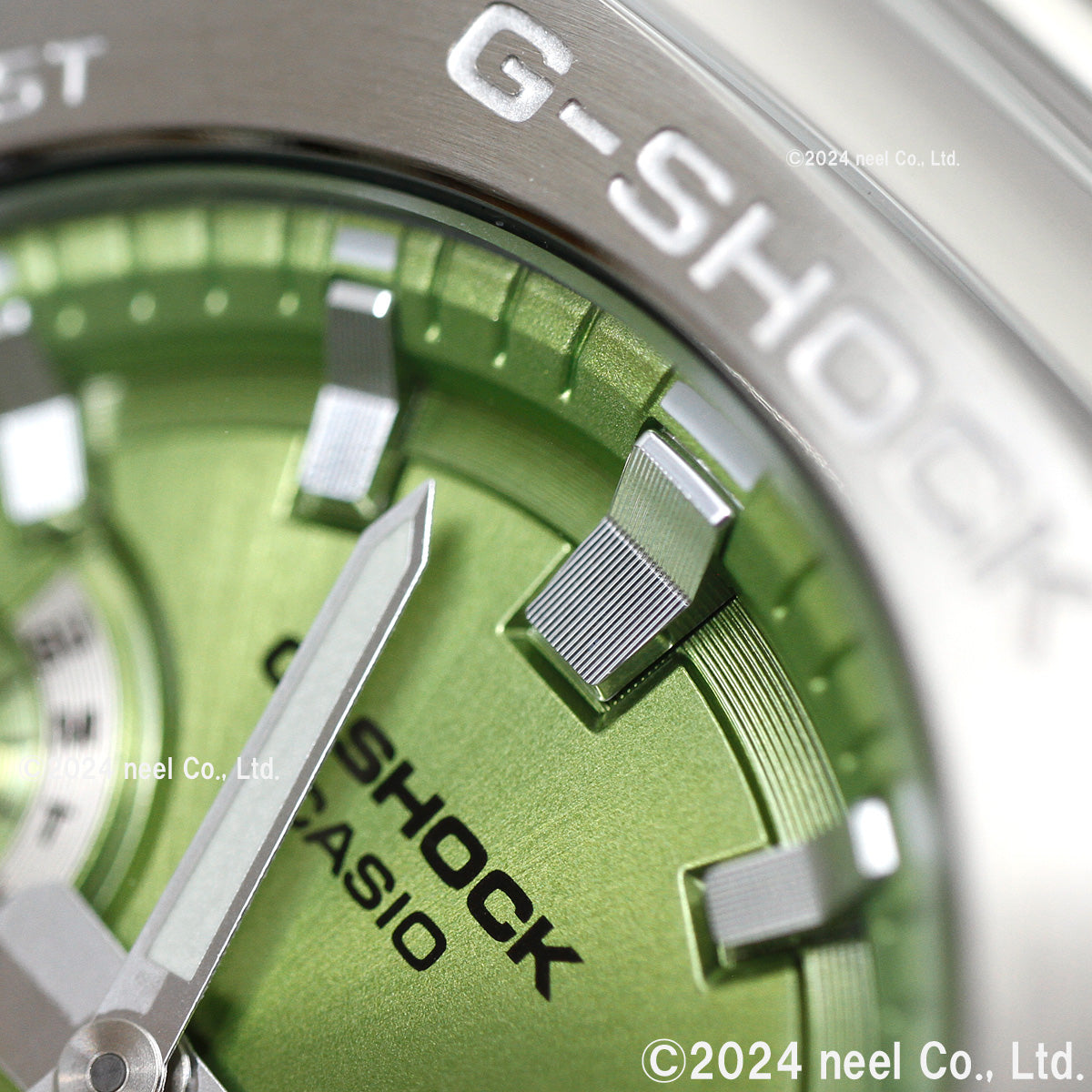 G-SHOCK アナデジ メンズ 腕時計 カシオ CASIO GM-2110D-3AJF ライムグリーン メタルベゼル&メタルバンド【2024 新作】