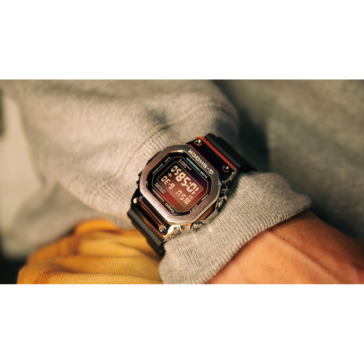 G-SHOCK デジタル カシオ Gショック CASIO 腕時計 メンズ GM-5600RW-1JF レインボーカラー レンガパターン デザイン メタルカバー【2024 新作】
