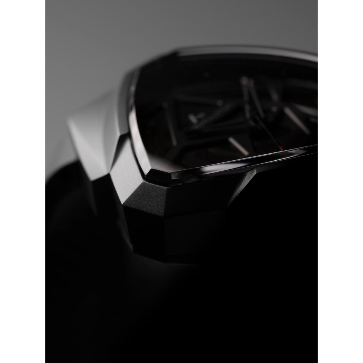 ハミルトン HAMILTON ベンチュラ エッジ スケルトン H24645330 腕時計 メンズ 自動巻き VENTURA EDGE SKELETON【2025 新作】【正規品】【60回分割手数料無料!】