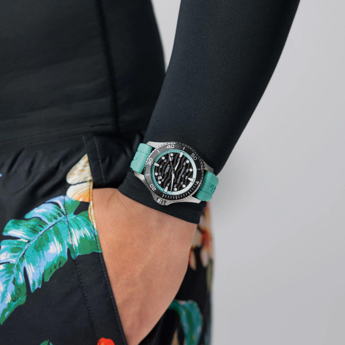 ハミルトン HAMILTON カーキ ネイビー スキューバ 40mm H82415331 腕時計 メンズ 自動巻き KHAKI NAVY SCUBA【2026 新作】【正規品】【60回分割手数料無料!】