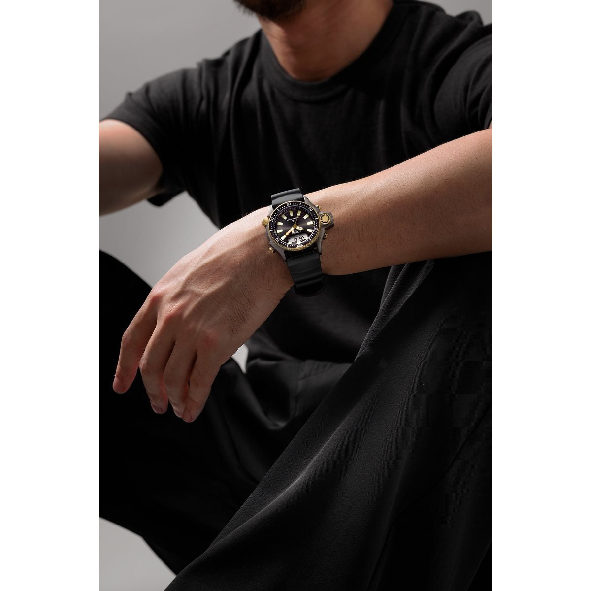 シチズン プロマスター マリン ダイバー200m アクアランド 40周年記念限定モデル 腕時計 JP2008-06E CITIZEN PROMASTER MARINE 替えバンド付属【2025 新作】