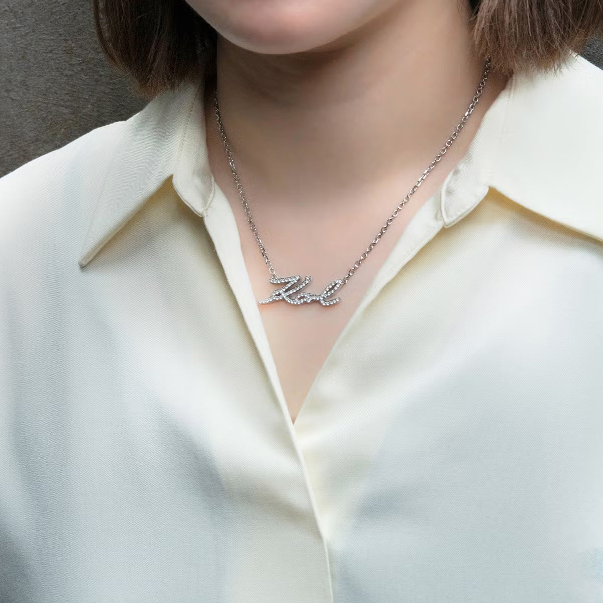カール ラガーフェルド KARL LAGERFELD ネックレス ペンダント アクセサリー チャームコレクション Charm Collection シルバー クリスタル ホワイト KLAYD04