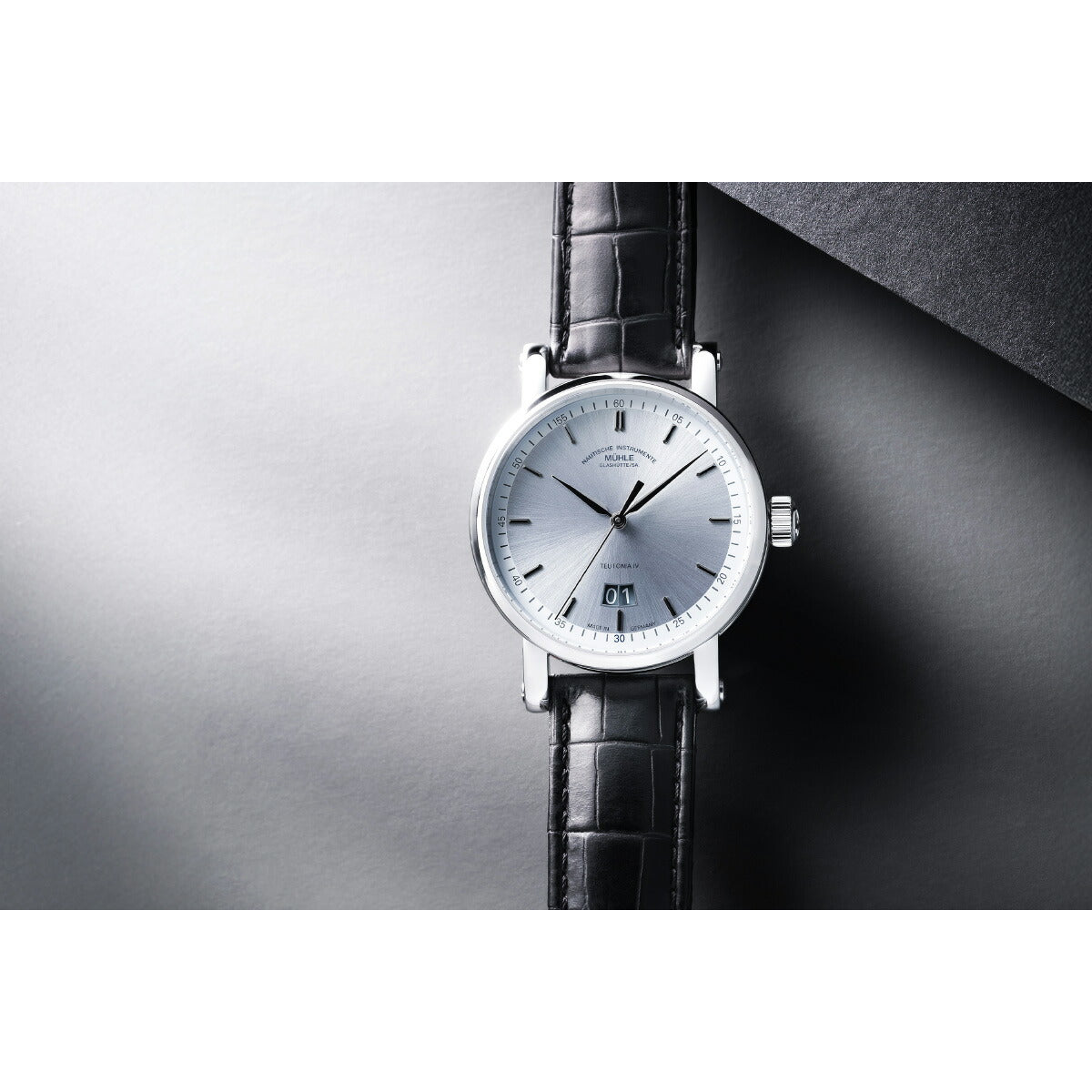 ミューレ グラスヒュッテ Muhle Glashutte テイトニア IV ビッグデイト エディション1994 自動巻き 腕時計 M1-44-72-1994-LB【正規品】【60回分割手数料無料!】