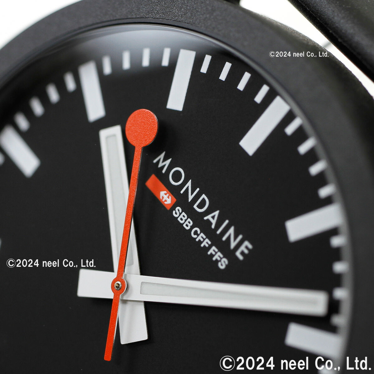 モンディーン MONDAINE 腕時計 メンズ レディース エッセンス 41mm ブラックダイヤル essence MS1.41120.RB