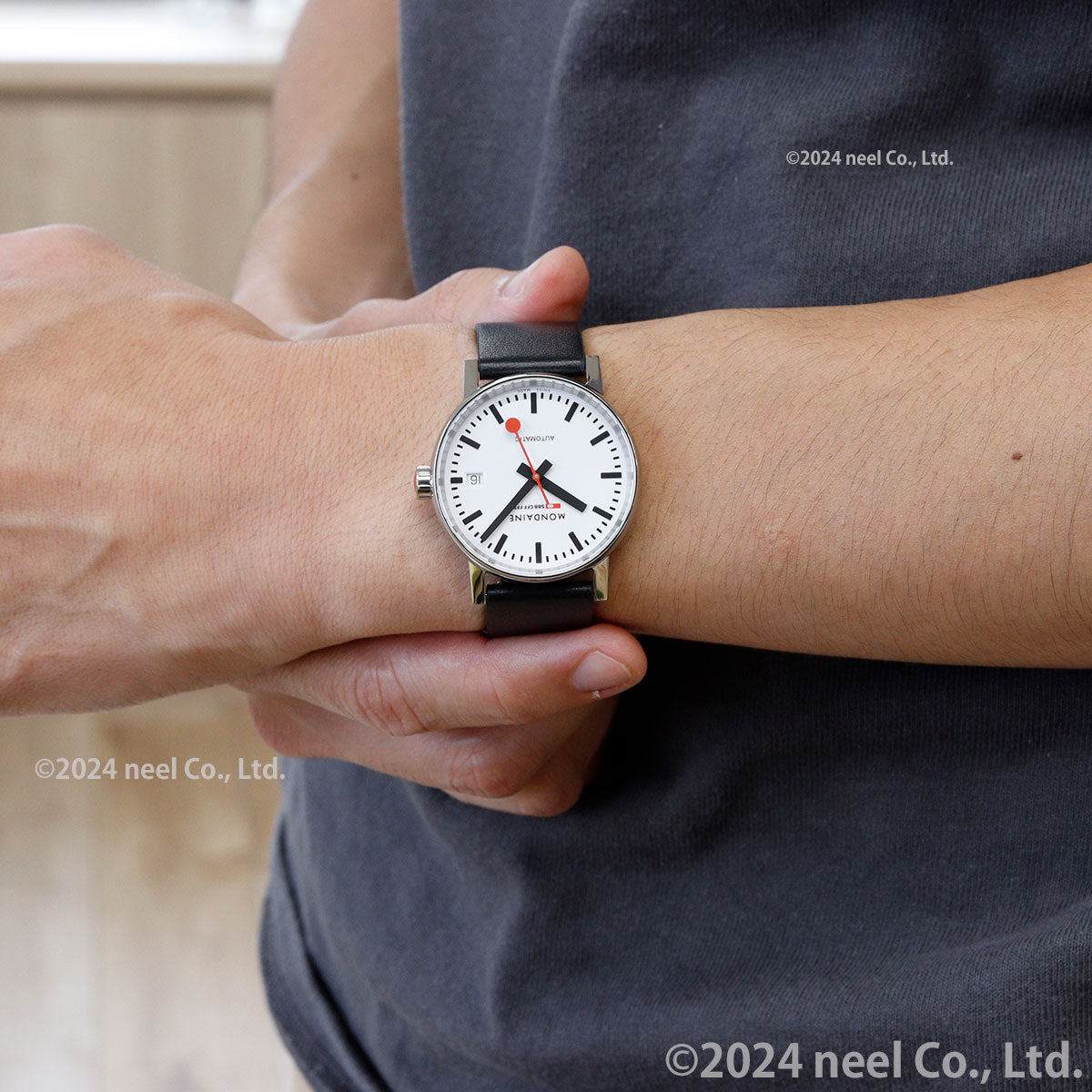 モンディーン MONDAINE 自動巻き 腕時計 レディース エヴォ2 オートマティック 35mm グレープビーガンレザー evo2 MSE.35610.LBV
