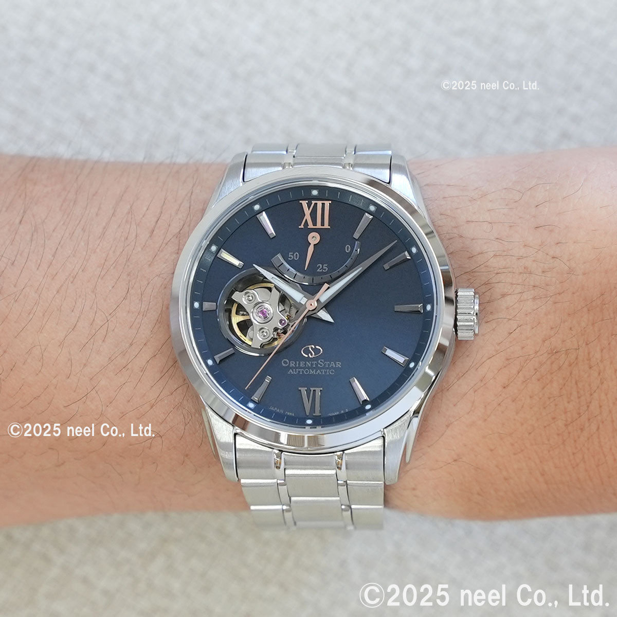 オリエントスター ORIENT STAR コンテンポラリー セミスケルトン MovingBlue 国内250本限定 腕時計 自動巻 機械式 日本製 RK-AT0021L 雪明かり【2025 新作】