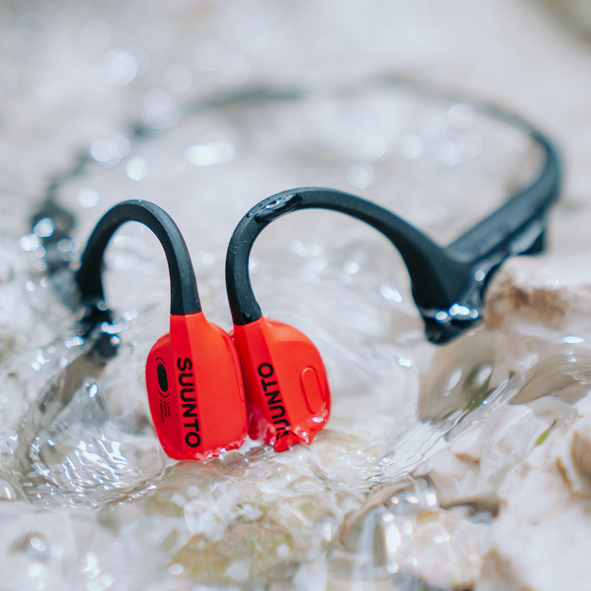 スント SUUNTO WING Lava Red 骨伝導イヤホン ウィング オープンイヤー ヘッドホン ワイヤレスイヤホン 充電 SS050944000