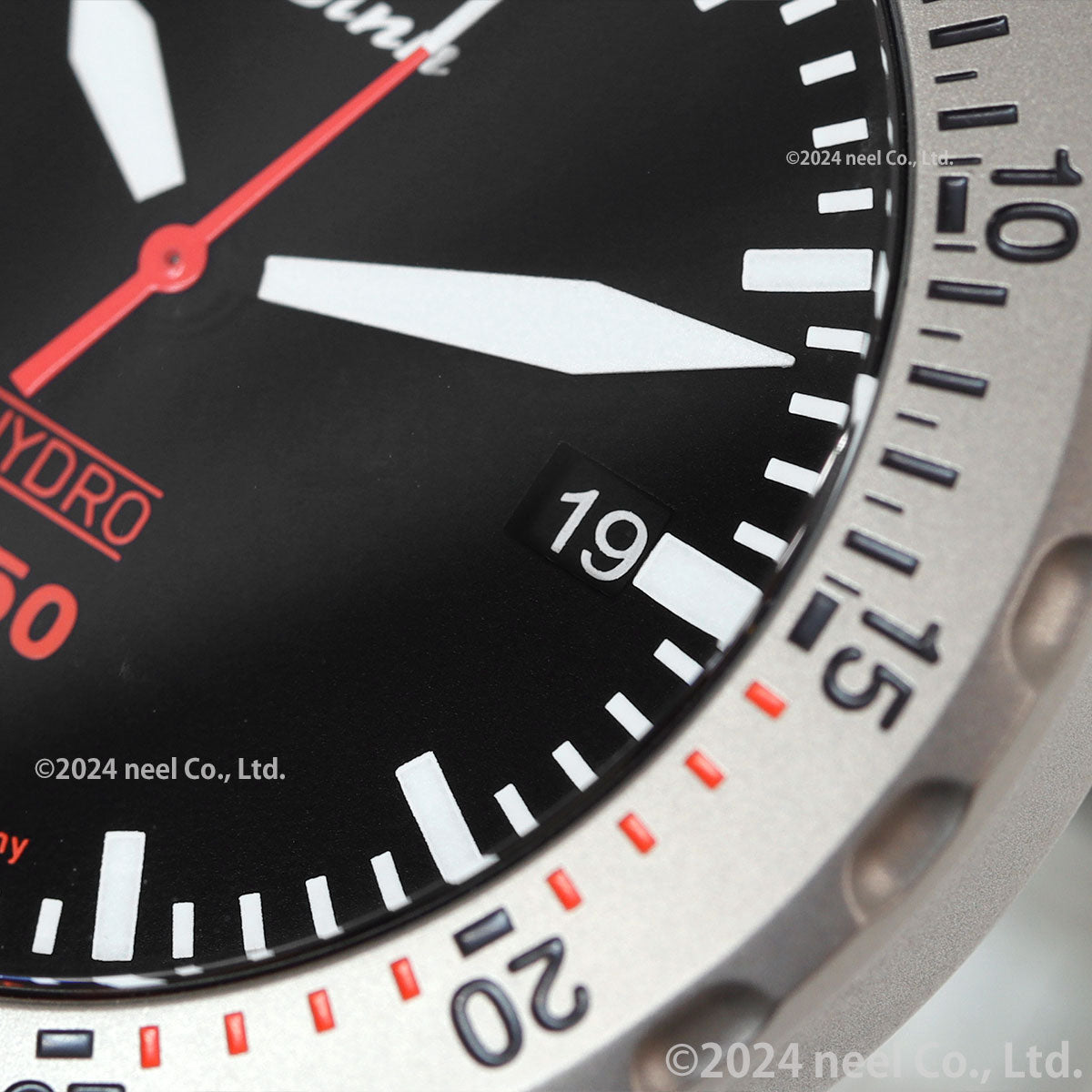 【60回分割手数料無料!】Sinn ジン U50.HYDRO 腕時計 メンズ Diving Watches ダイバーズウォッチ ステンレスバンド ドイツ製