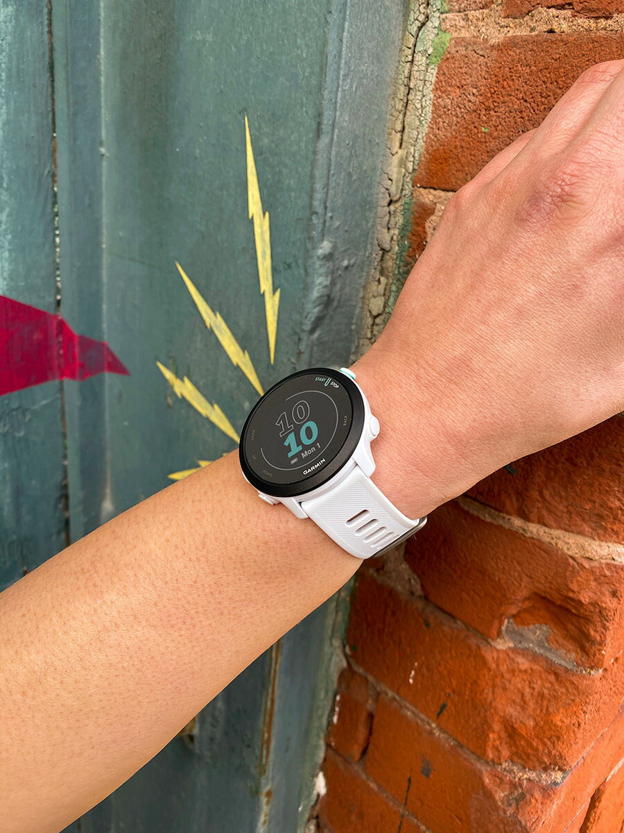 GPSランニングウォッチ ガーミン GARMIN ForeAthlete 55 White (010-02562-41) スマートウォッチ マラソン 水泳 トレッドミルラン ピラティス ヨガ 心拍計 加速度計 睡眠計 健康管理