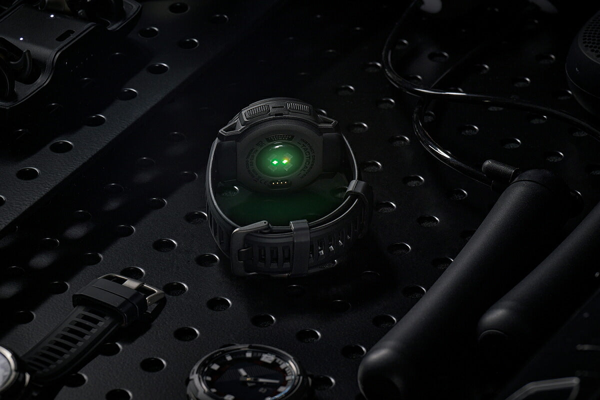 ガーミン GARMIN Instinct Crossover インスティンクト クロスオーバー デュアルパワー タクティクス 010-02730-40 Dual Power Tactical Edition Black スマートウォッチ 腕時計