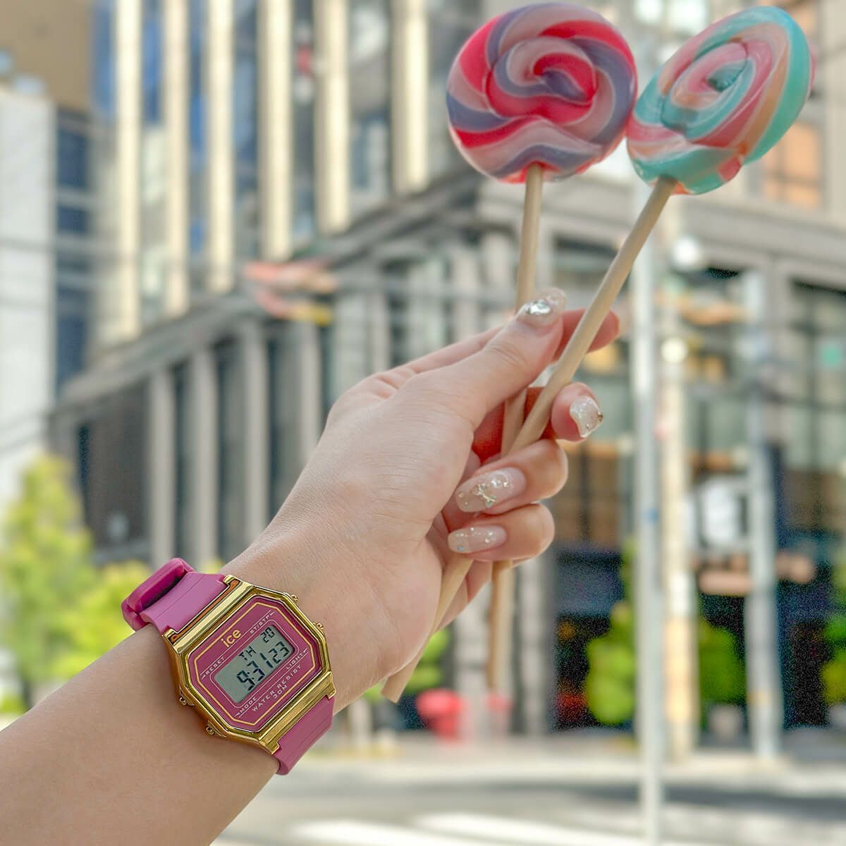 アイスウォッチ ICE-WATCH デジタル 腕時計 メンズ レディース アイスデジット レトロ ICE digit retro ブラッシュバイオレット スモール 022051