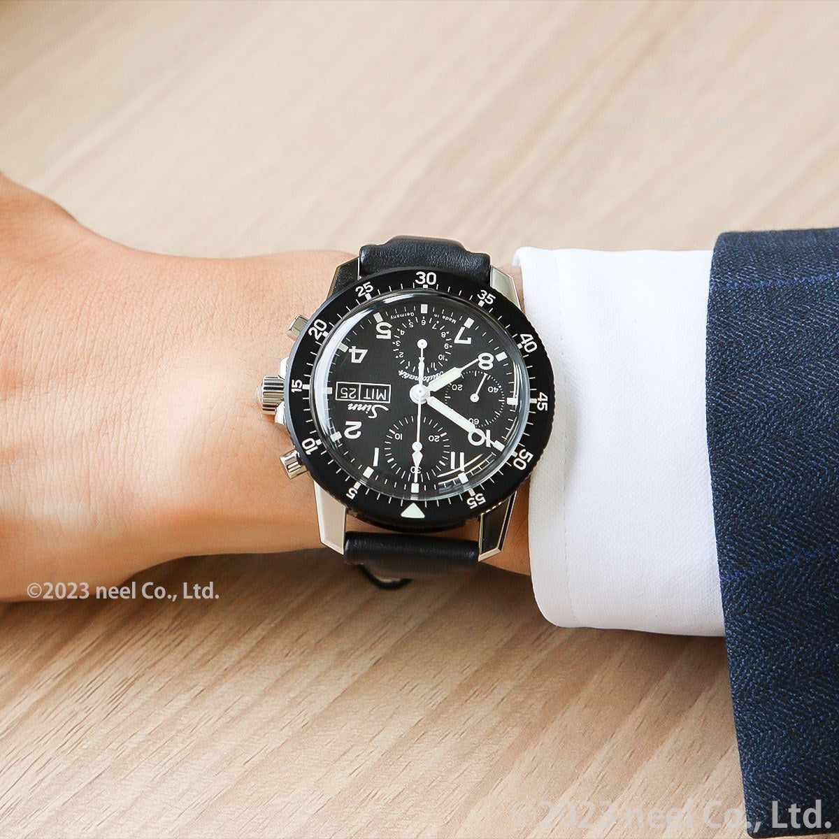 Sinn ジン 103.B.AUTO 自動巻き 腕時計 メンズ Instrument Chronographs インストゥルメント クロノグラフ カウレザーストラップ ドイツ製【60回分割手数料無料!】
