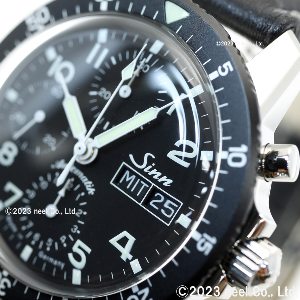 Sinn ジン 103.B.AUTO 自動巻き 腕時計 メンズ Instrument Chronographs インストゥルメント クロノグラフ カウレザーストラップ ドイツ製【60回分割手数料無料!】