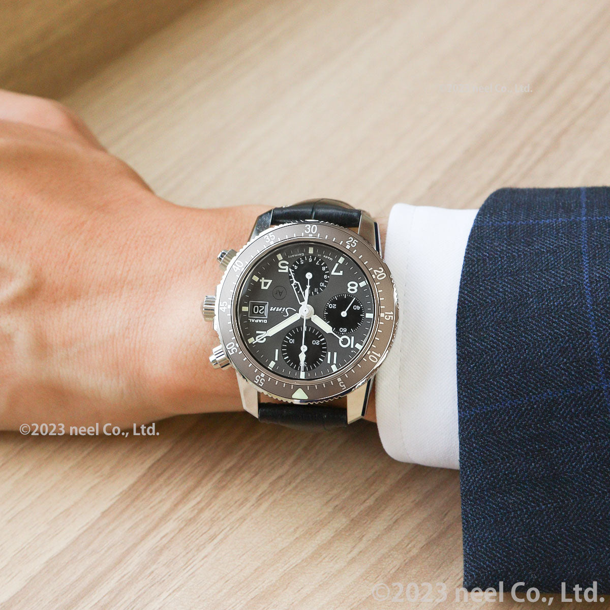 Sinn ジン 103.B.SA.DIAPAL 自動巻き 腕時計 メンズ Instrument Chronographs インストゥルメント クロノグラフ カウレザーストラップ ドイツ製【60回分割手数料無料!】