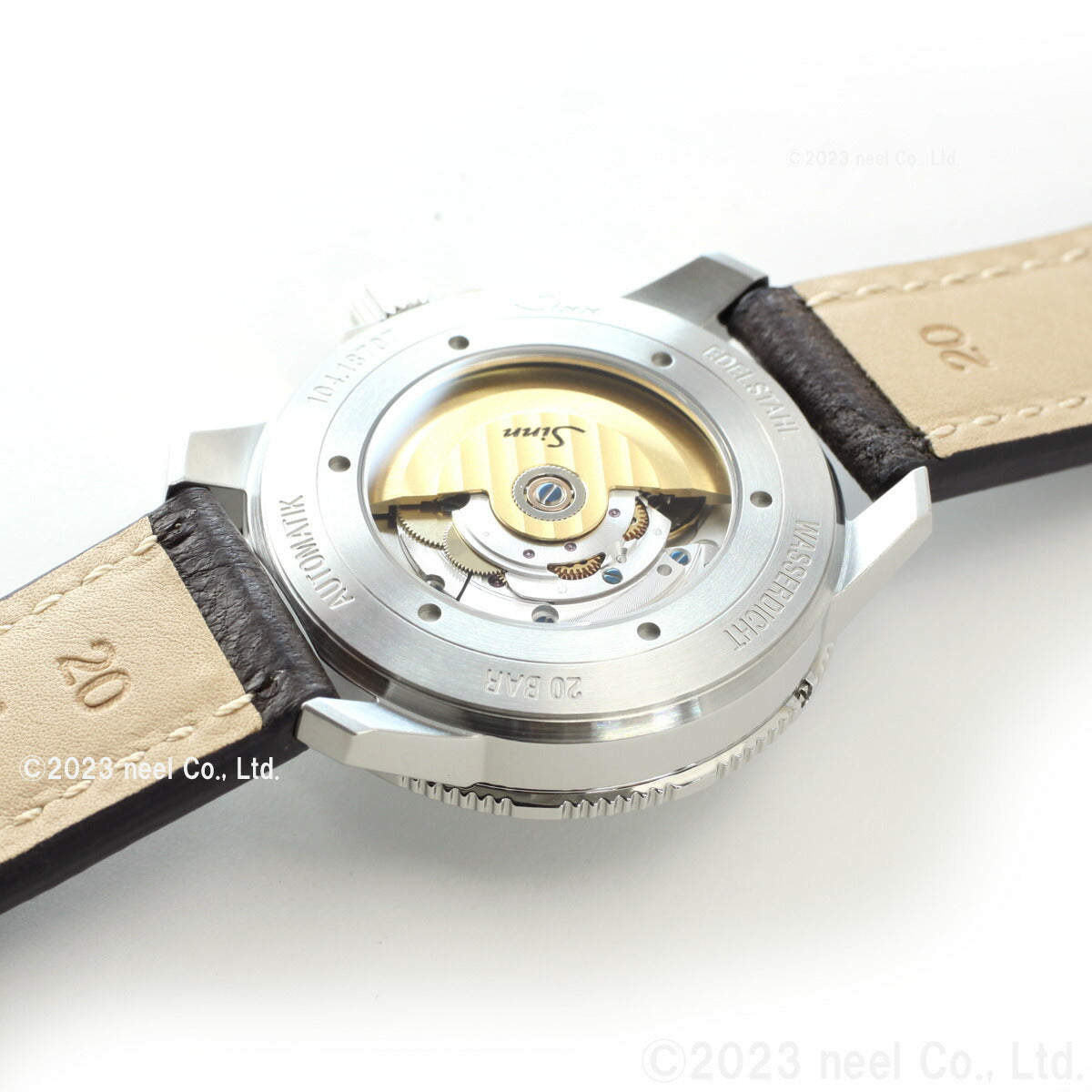 Sinn ジン 104.ST.SA.IW 自動巻き 腕時計 メンズ Instrument Watches インストゥルメント ウォッチ カウレザーストラップ ドイツ製【60回分割手数料無料!】