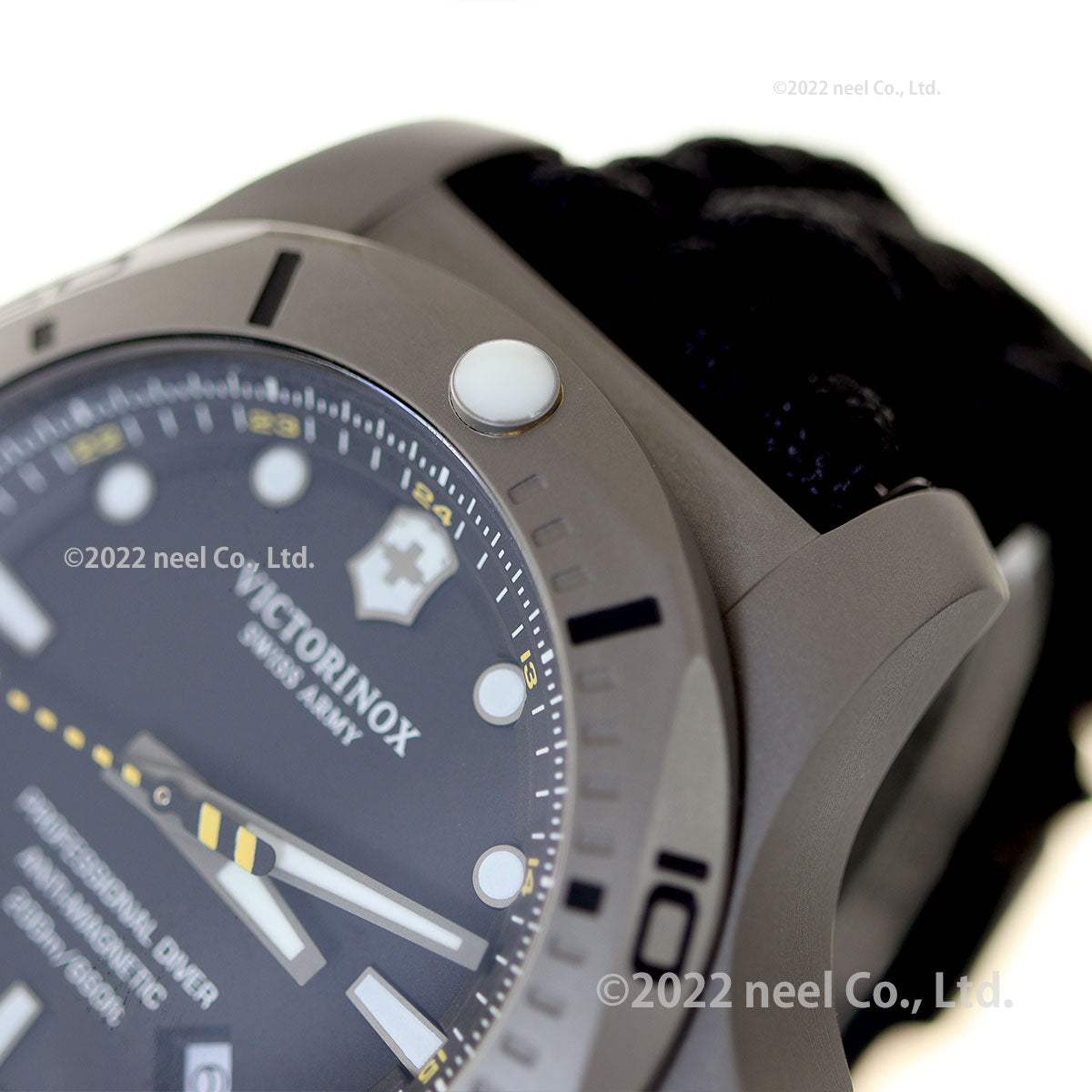 ビクトリノックス VICTORINOX イノックス I.N.O.X. 腕時計 メンズ プロフェッショナル ダイバー タイタニウム ブラック 241812.2