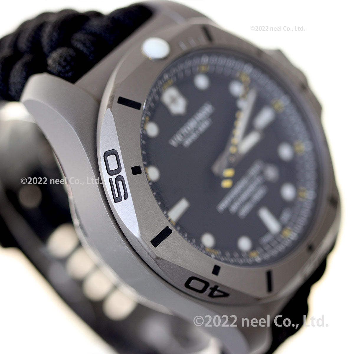 ビクトリノックス VICTORINOX イノックス I.N.O.X. 腕時計 メンズ プロフェッショナル ダイバー タイタニウム ブラック 241812.2