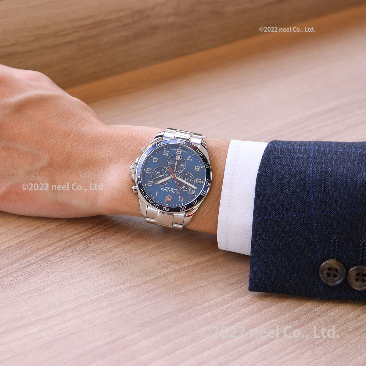 ビクトリノックス 時計 メンズ VICTORINOX 腕時計 241901 フィールドフォース クラシッククロ FieldForce Classic Chrono ブルー