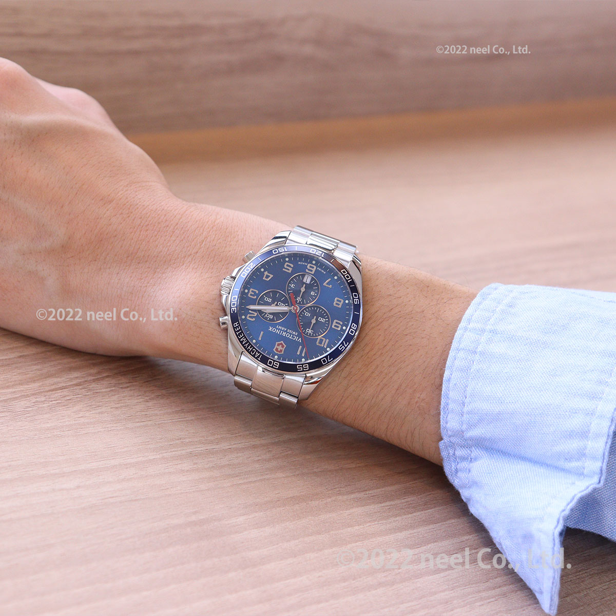 ビクトリノックス 時計 メンズ VICTORINOX 腕時計 241901 フィールドフォース クラシッククロ FieldForce Classic Chrono ブルー