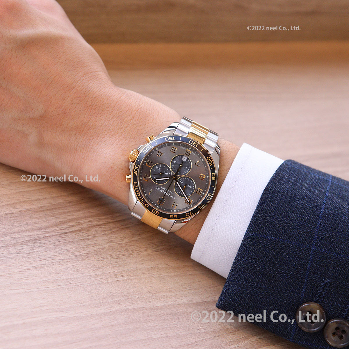ビクトリノックス 時計 メンズ VICTORINOX 腕時計 241902 フィールドフォース クラシッククロ FieldForce Classic Chrono ダークグレー