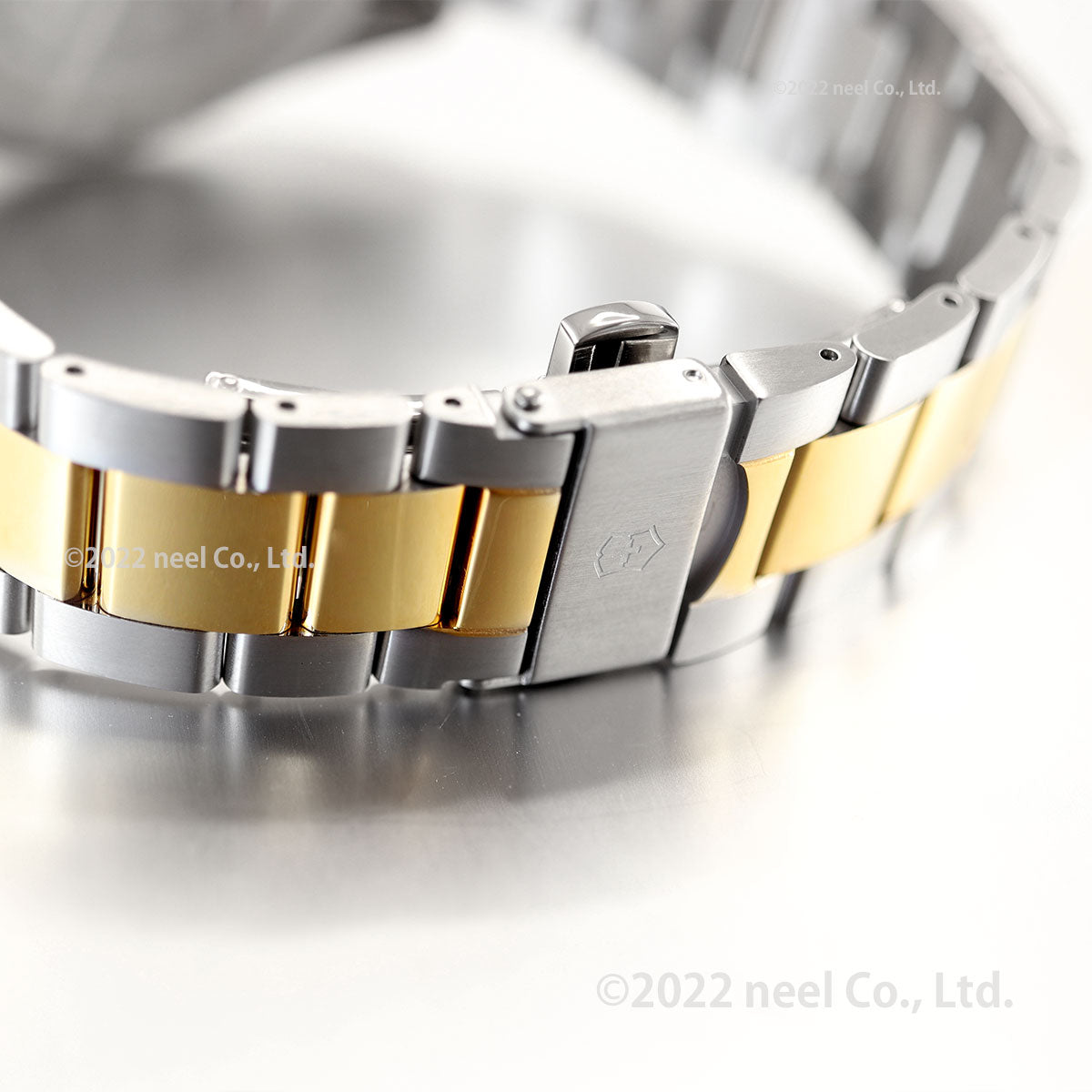 ビクトリノックス 時計 メンズ VICTORINOX 腕時計 241903 フィールドフォース クラシッククロ FieldForce Classic Chrono グレー