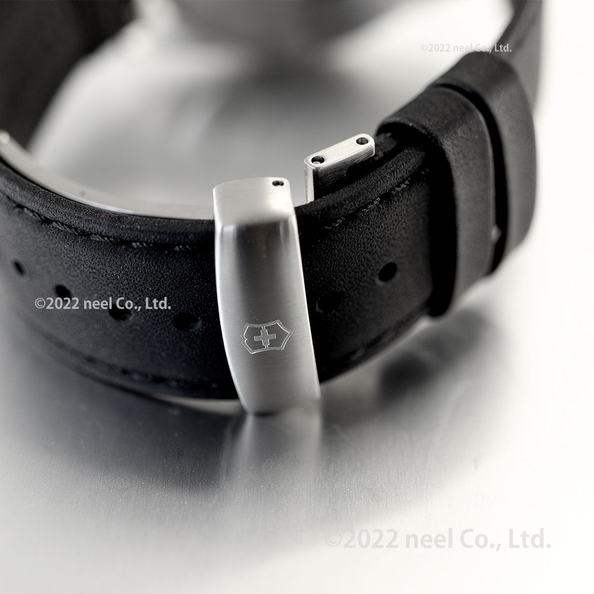 ビクトリノックス 時計 メンズ VICTORINOX 腕時計 241929 フィールドフォース クラシッククロ FieldForce Classic Chrono ブルー