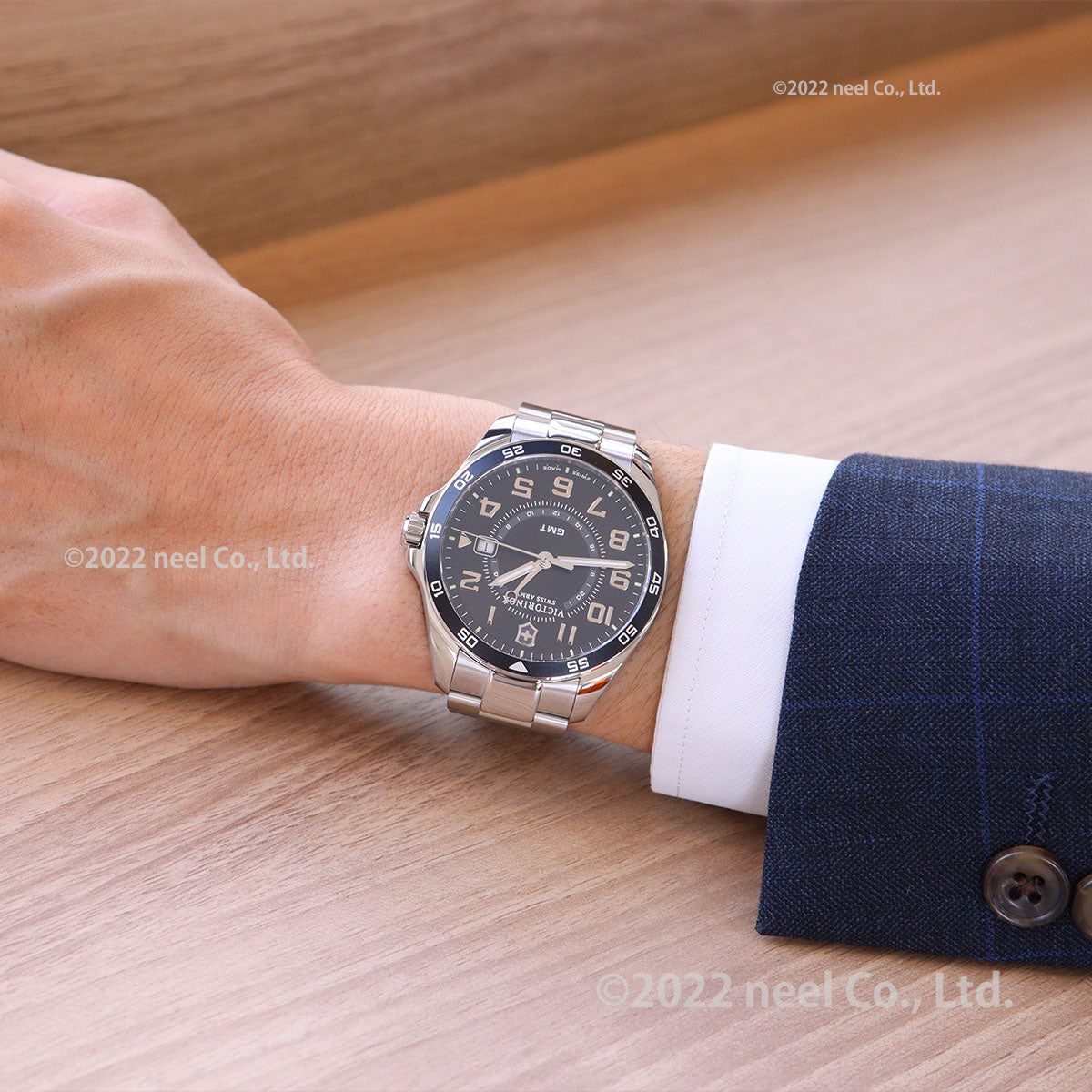 ビクトリノックス 時計 メズ VICTORINOX 腕時計 241930 フィールドフォース クラシック FIELD FORCE Classic GMT ブラック