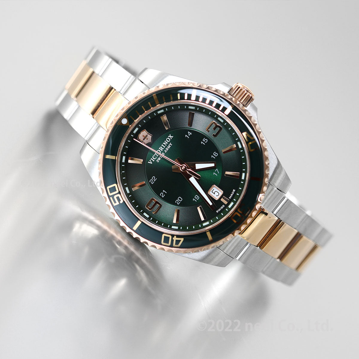 ビクトリノックス 時計 メンズ VICTORINOX 腕時計 242008 マーベリック ラージ Maverick Large グリーン