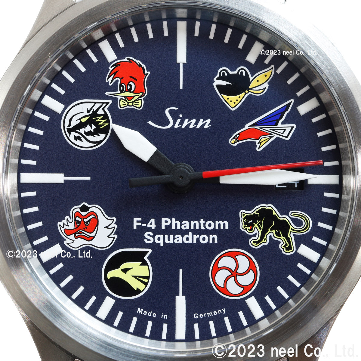 Sinn ジン 556.F-4.II 自動巻き ファントム 日本限定モデル 腕時計 メンズ JAPAN Limited パイロットウォッチ ステンレスバンド ドイツ製【60回分割手数料無料!】