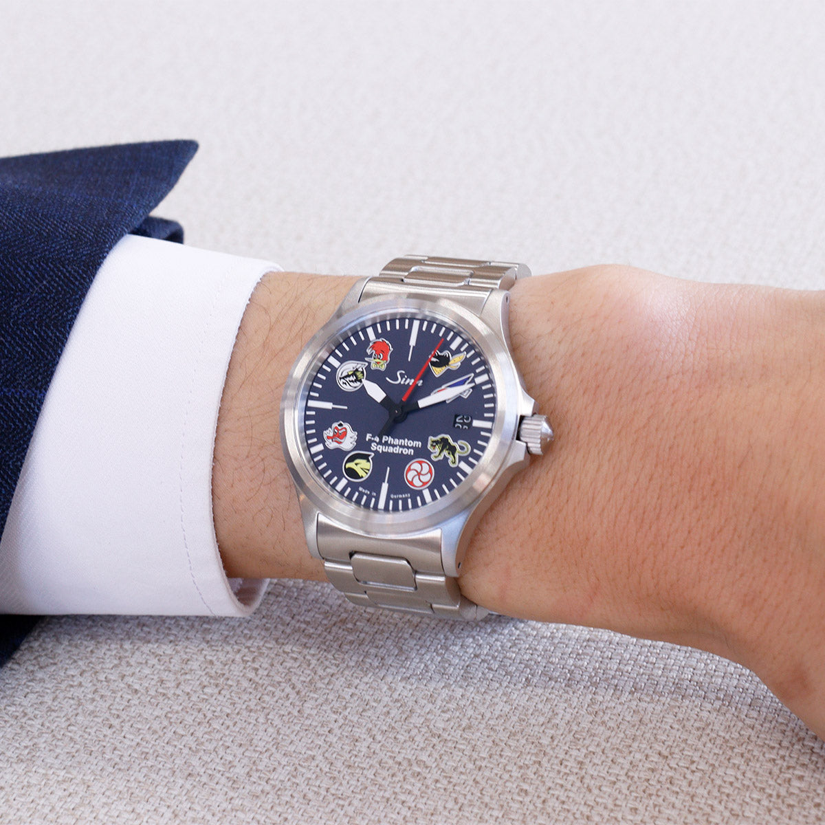 Sinn ジン 556.F-4.II 自動巻き ファントム 日本限定モデル 腕時計 メンズ JAPAN Limited パイロットウォッチ ステンレスバンド ドイツ製【60回分割手数料無料!】