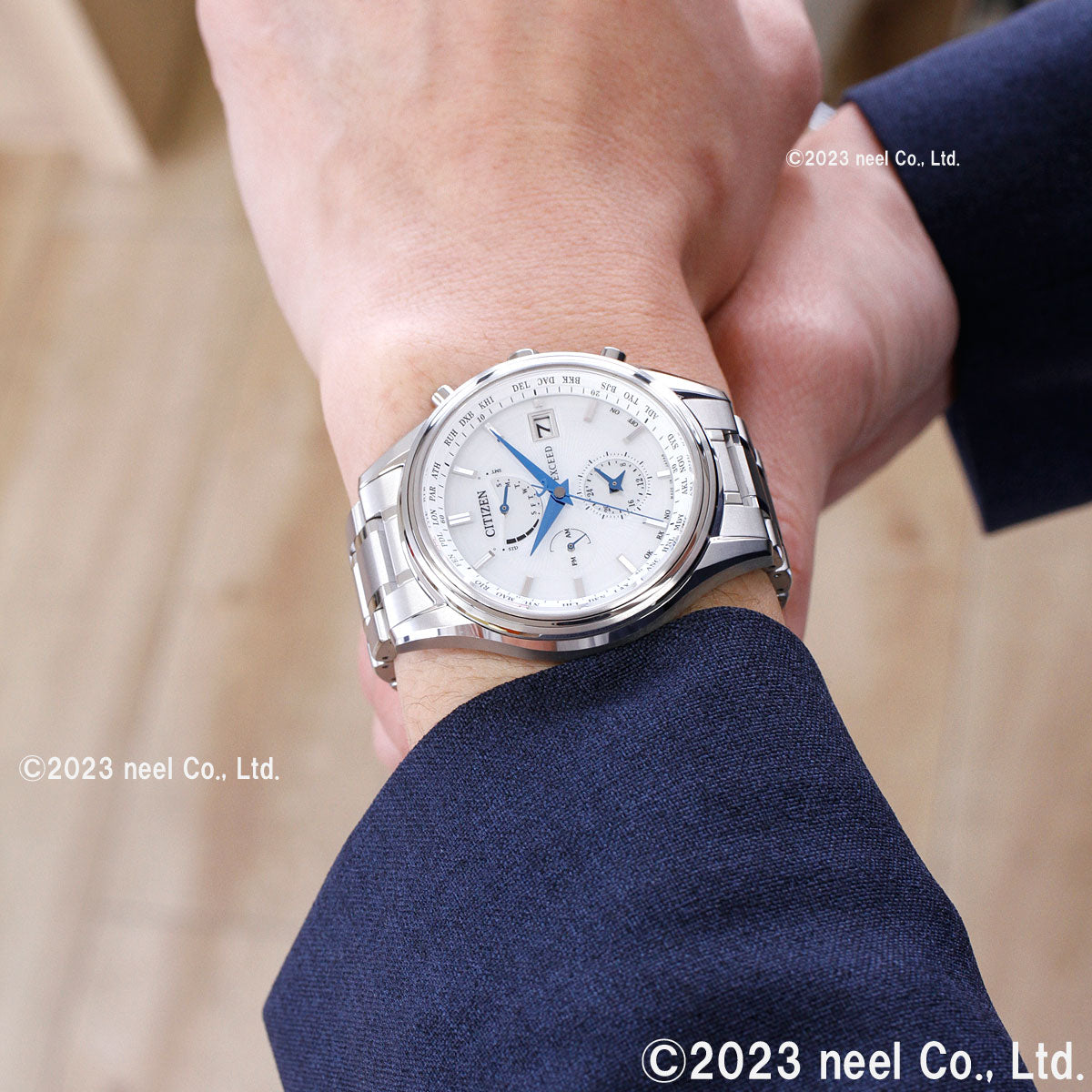 シチズン エクシード CITIZEN EXCEED エコドライブ 電波時計 45周年記念 ペアモデル メンズ 腕時計 AT9130-69W