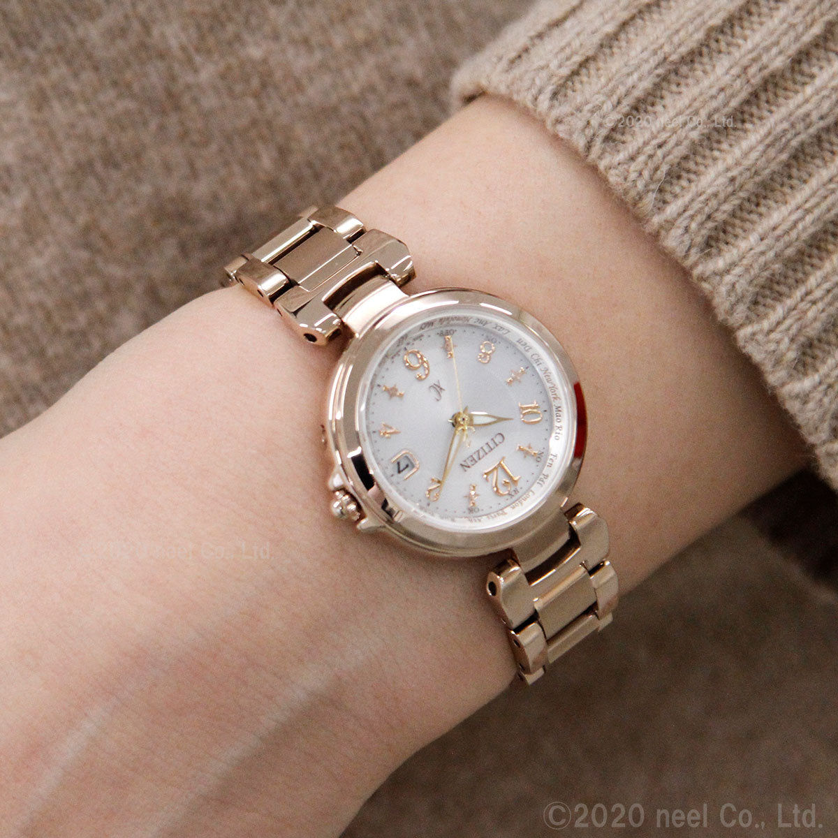 シチズン クロスシー CITIZEN xC エコドライブ 電波時計 ハッピーフライト 腕時計 レディース basic collection EC1037-51A