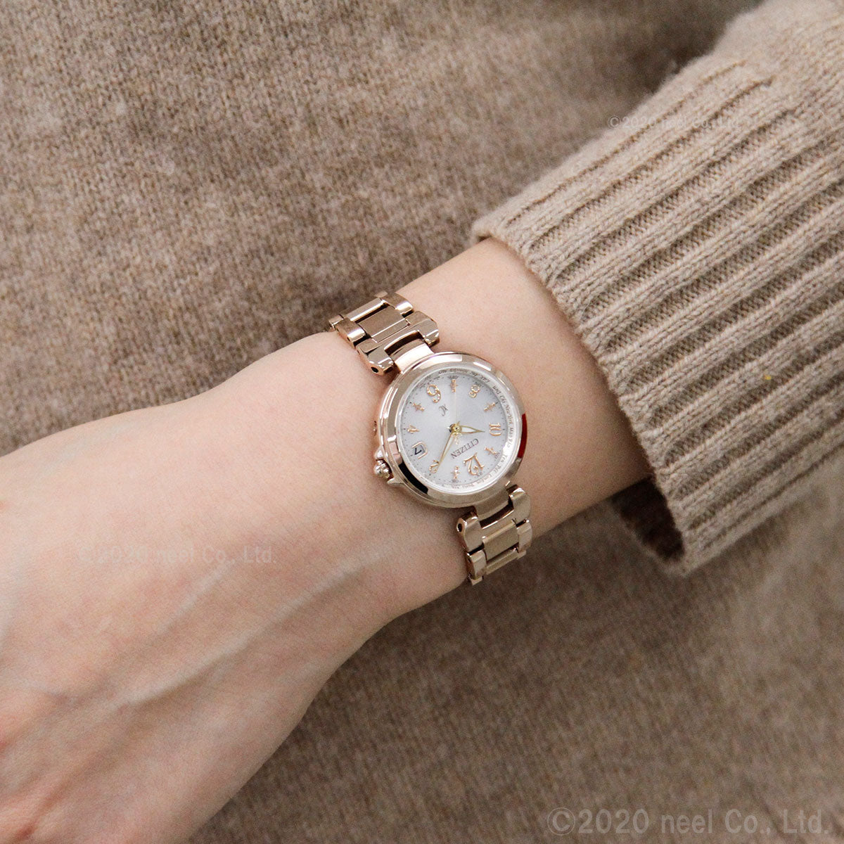 シチズン クロスシー CITIZEN xC エコドライブ 電波時計 ハッピーフライト 腕時計 レディース basic collection EC1037-51A